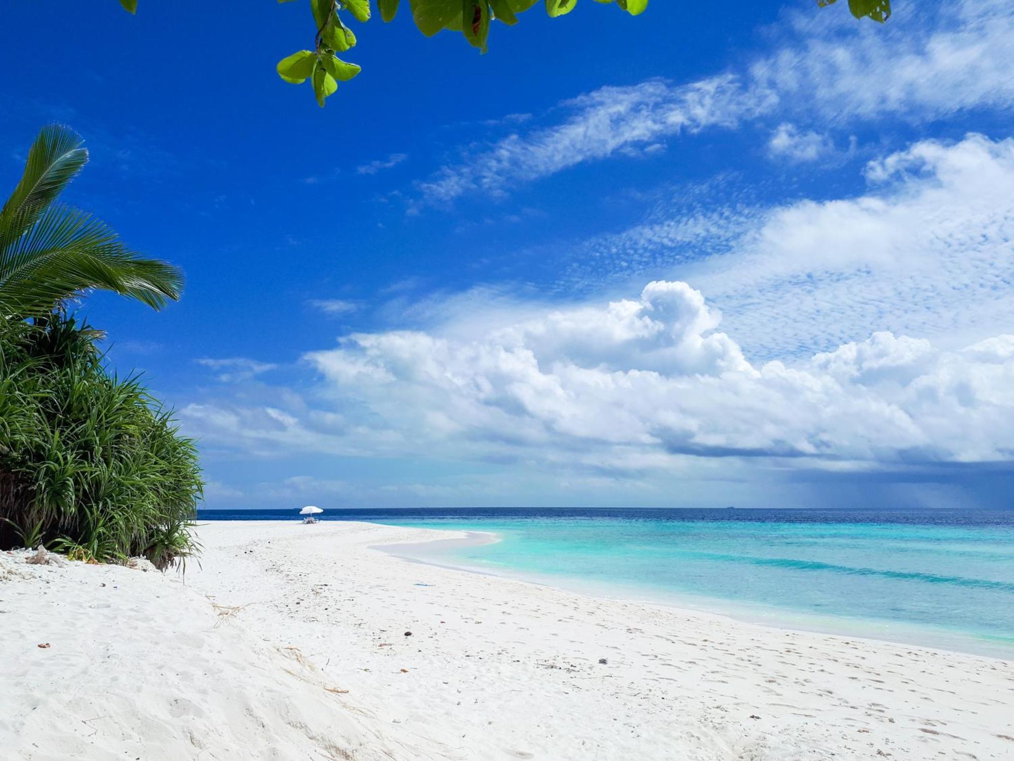Ukulhas Villa Oceanview Hotel & Spa מראה חיצוני תמונה