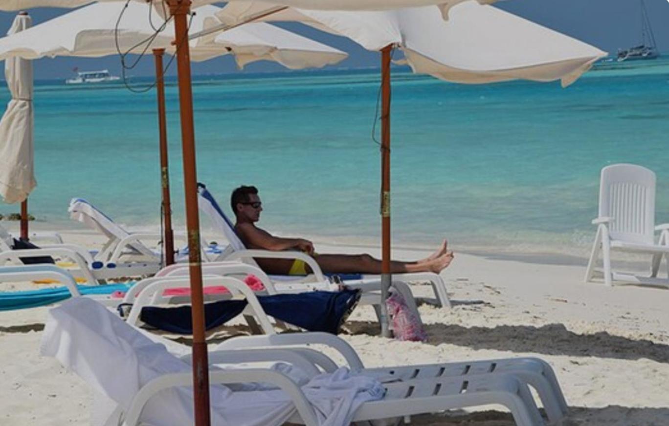 Ukulhas Villa Oceanview Hotel & Spa מראה חיצוני תמונה