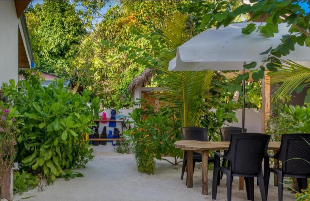 Ukulhas Villa Oceanview Hotel & Spa מראה חיצוני תמונה